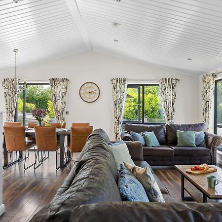 Lilac Lodge, 22 Roadford Lake Lodges Lifton Екстериор снимка